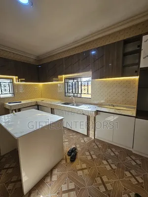 High Quality Kitchen Cabinets
