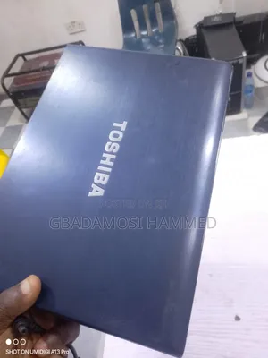 Laptop Toshiba Portege R830 6GB Intel Core i5 HDD 320GB