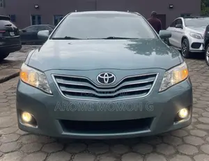 Toyota Camry 2011 Green
