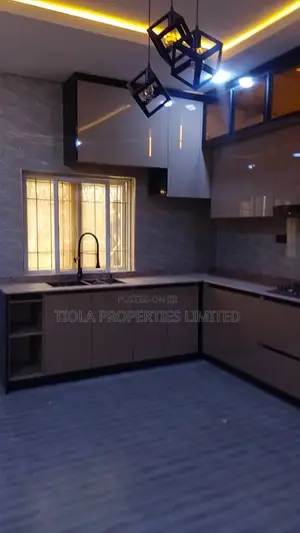 4bdrm Duplex in Peachville Estate, Kaura for rent
