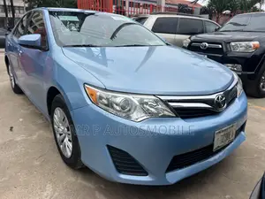 Toyota Camry 2014 Blue