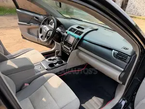 Toyota Camry SE 4dr Sedan (2.5L 4cyl 6A) 2013 Black