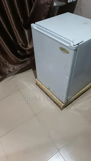 Neatly Used Thermocool Fridge