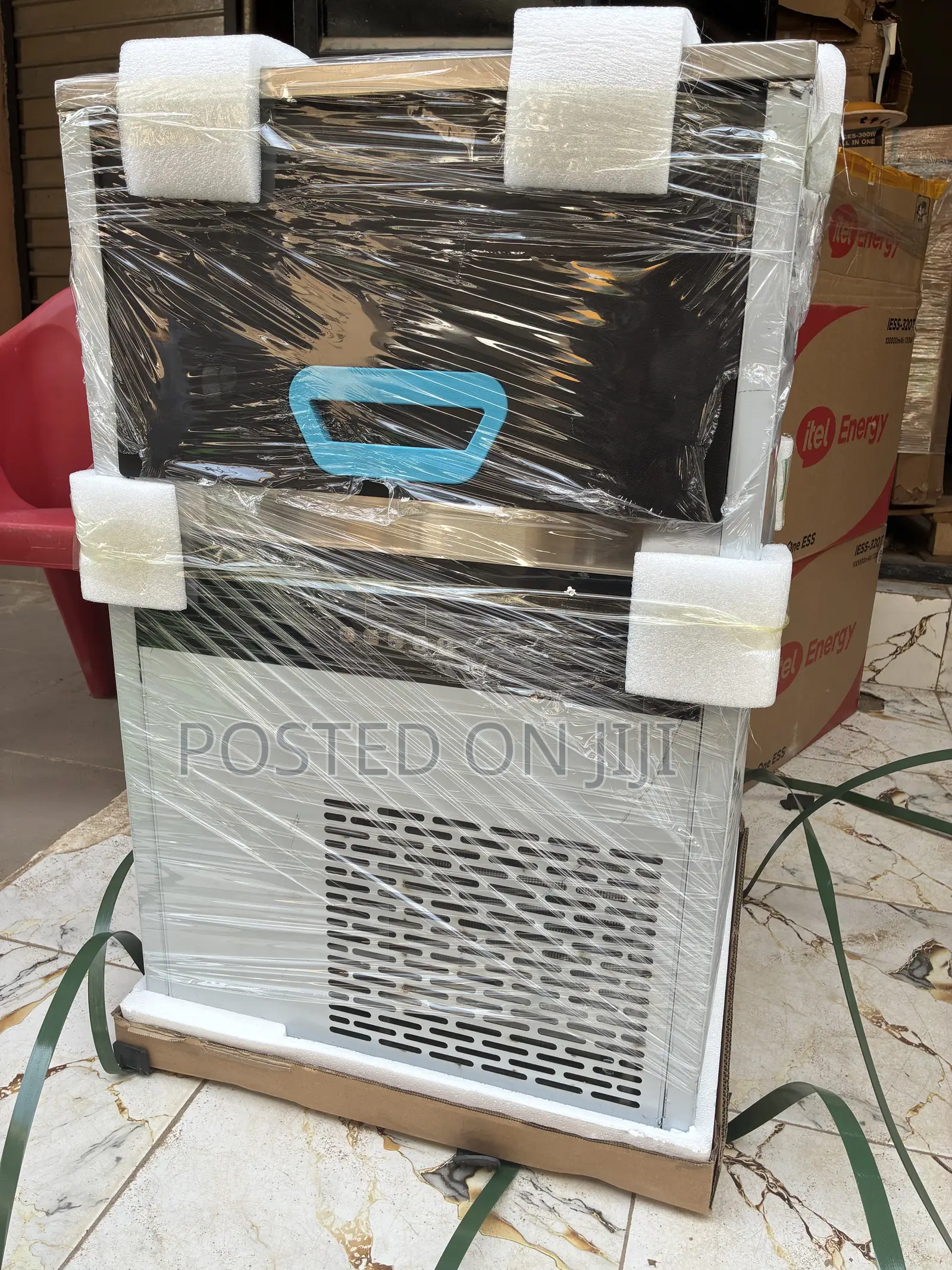 32 Cubes, Ice Cube Making Machine