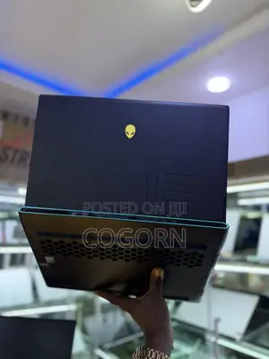Laptop Alienware M15 R6 16GB Intel Core i7 SSD 1T