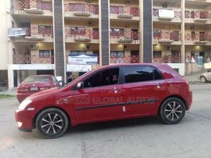 Toyota Corolla Liftback 2005 Red