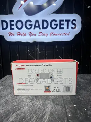Q101 Wireless Game Controller