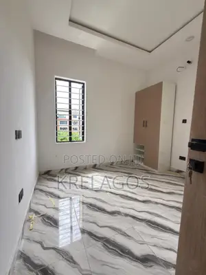 4bdrm Duplex in Ajiwe for sale