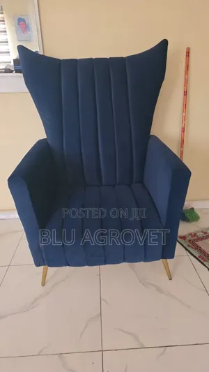 Single Royal Chair Available for Sale