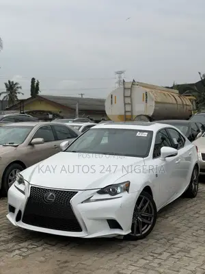 Lexus IS 2017 White