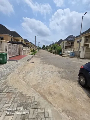4bdrm Duplex in Manor Estate, Gaduwa for rent