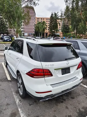 Mercedes-Benz GLE-Class 2017 White