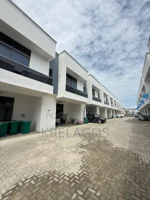 4bdrm Duplex in Ajiwe for sale