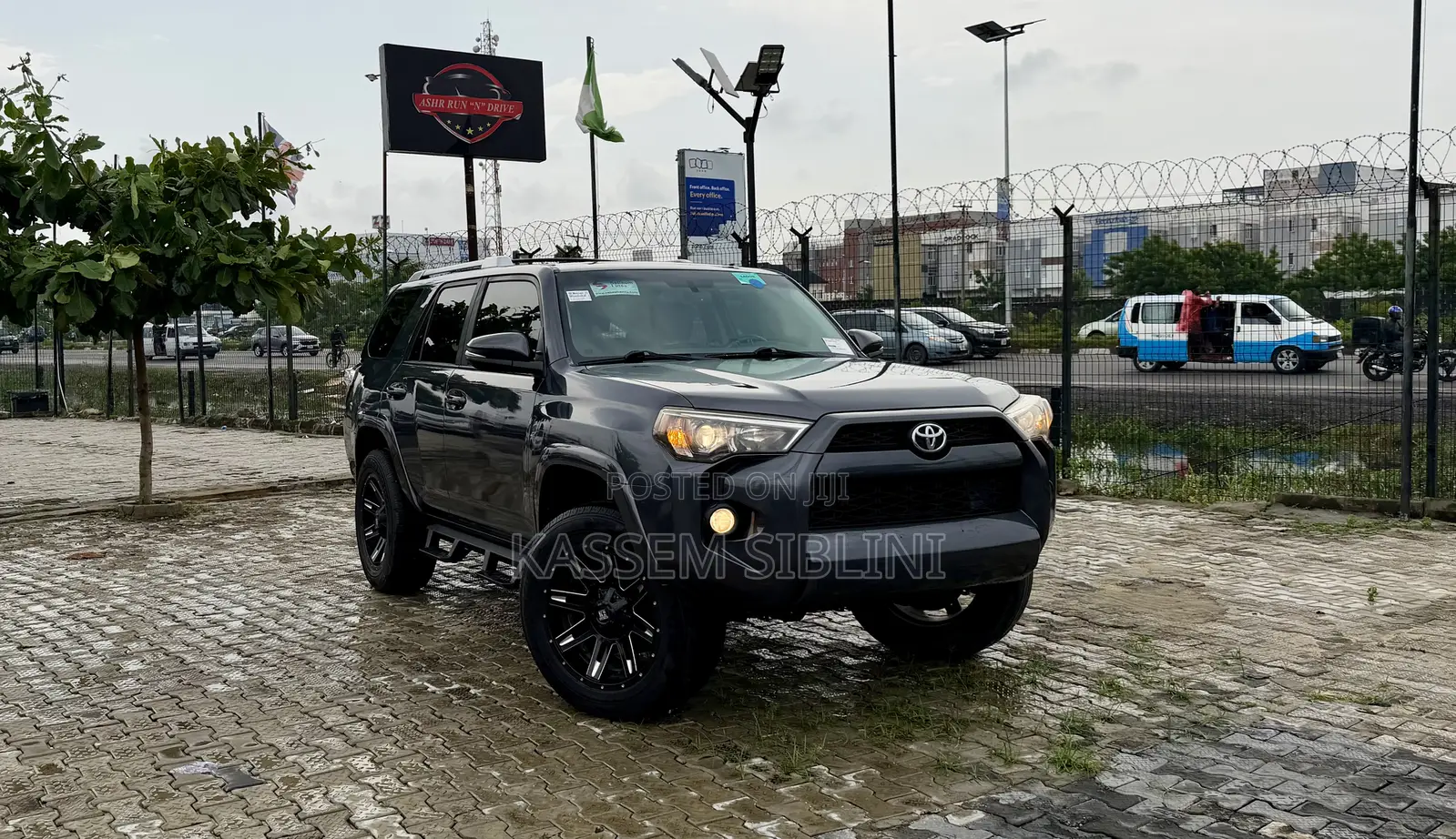 Toyota 4-Runner 2016 Gray