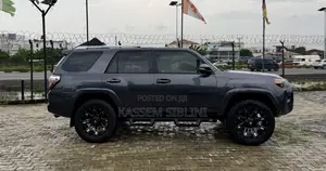 Toyota 4-Runner 2016 Gray