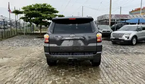 Toyota 4-Runner 2016 Gray