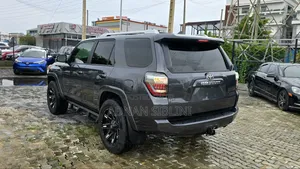 Toyota 4-Runner 2016 Gray