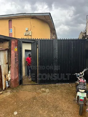 4bdrm Block of Flats in Idimu for sale