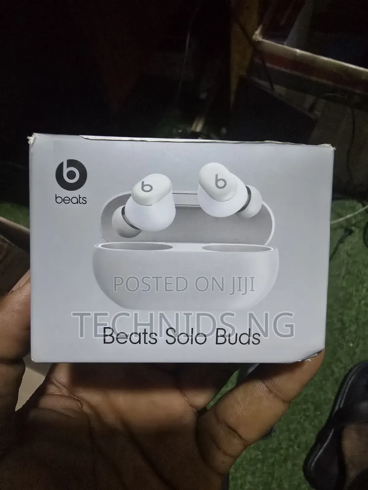 Beats Solo Buds