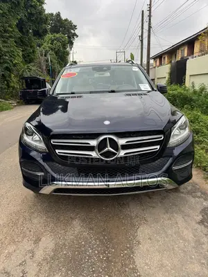 Mercedes-Benz GLE-Class GLE 350d 4MATIC 2016 Blue