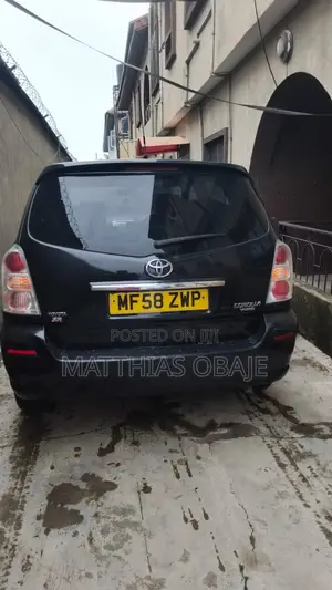 Toyota Corolla Verso 2008 Black