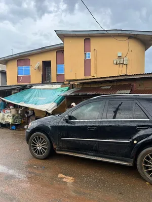 4bdrm Block of Flats in Off  Orisunbare Road for sale