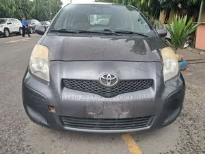 Toyota Yaris 2009 Gray