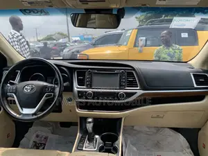 Toyota Highlander Limited 2019 Black