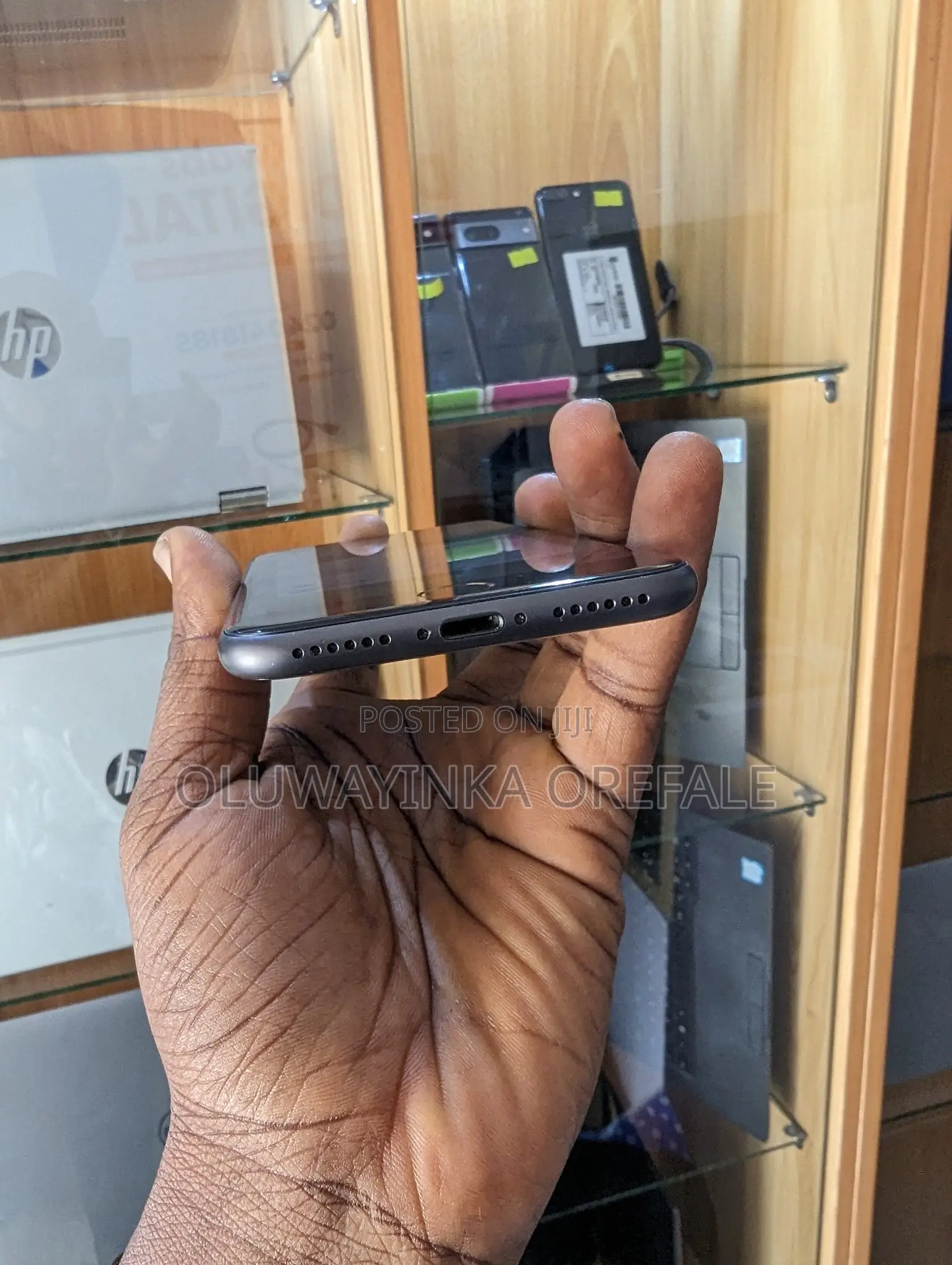 Apple iPhone 8 64 GB Black