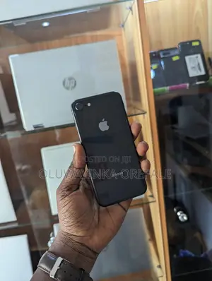 Apple iPhone 8 64 GB Black
