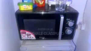 Binatone Microwave