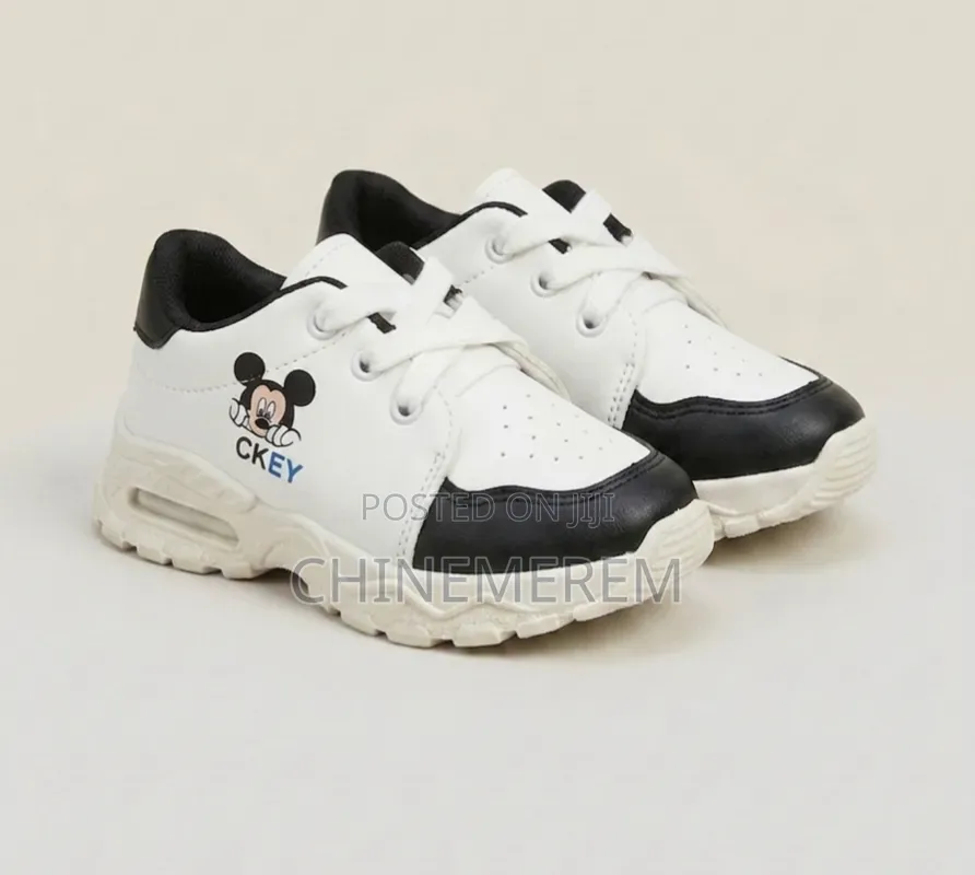 White Canvas Shoe