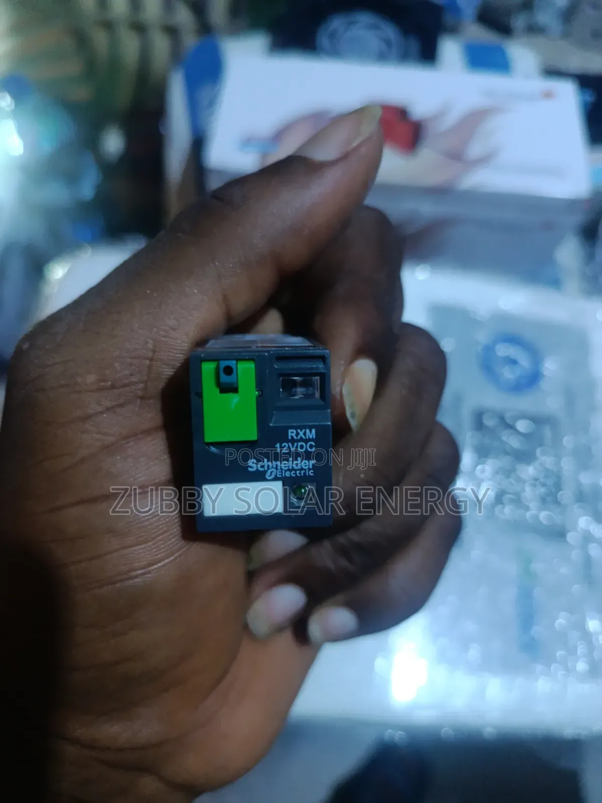 Schneide Pin Relay