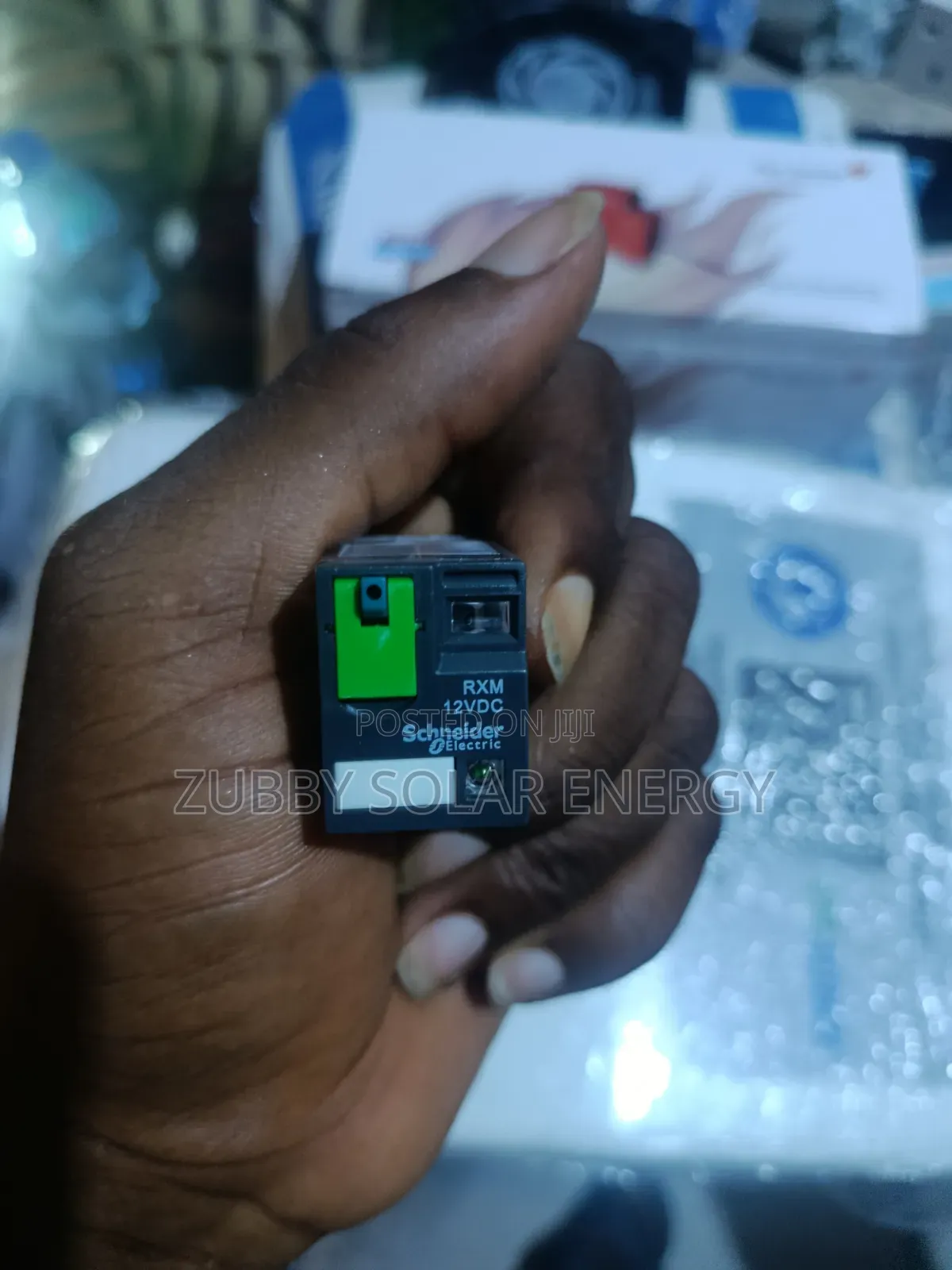 Schneide Pin Relay
