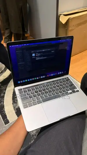 Laptop Apple MacBook Pro 2020 8GB Intel Core i5 SSD 512GB