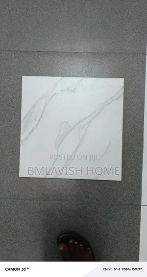 40x40cm Floor Tiles(Kitchen and Bathroom)