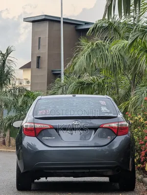 Toyota Corolla 2015 Gray