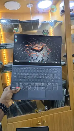 Laptop MSI Modern 14 16GB AMD Ryzen 5 SSD 256GB