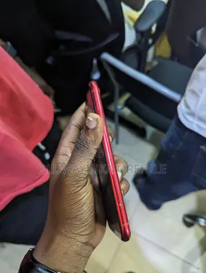 Apple iPhone XR 256 GB Red