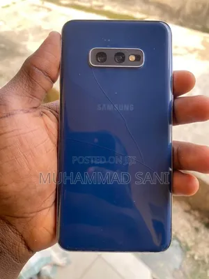 Samsung Galaxy S10e 128 GB Blue