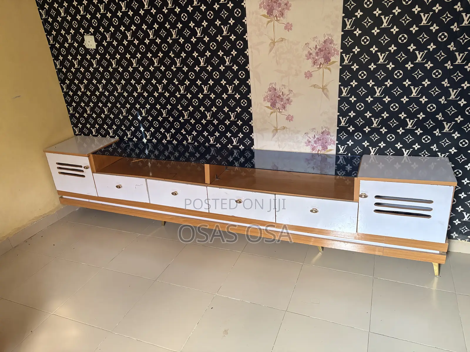 Television Shelf