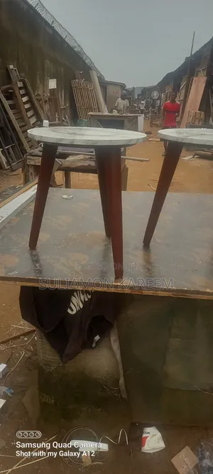 Dining Stood