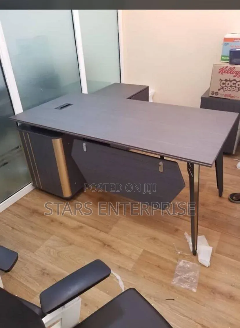 Office Table / Office Desk