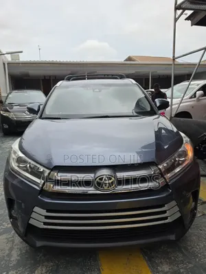 Toyota Highlander 2017 Blue