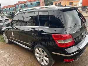 Mercedes-Benz GLK-Class 2010 Black