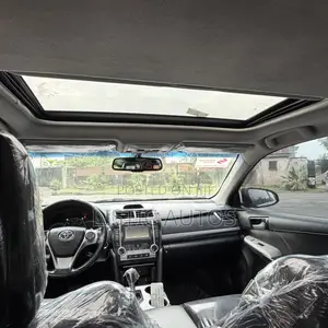 Toyota Camry SE V6 4dr Sedan (3.5L 6cyl 6A) 2012 Red
