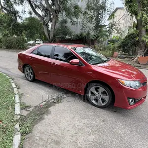 Toyota Camry SE V6 4dr Sedan (3.5L 6cyl 6A) 2012 Red