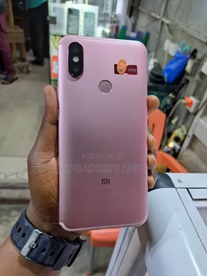 Xiaomi Mi A2 (Mi 6X) 128 GB Gold