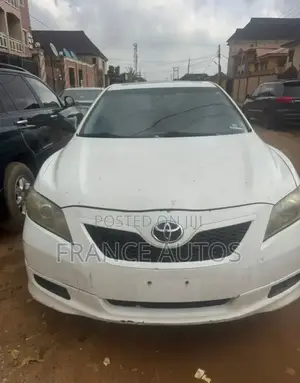 Toyota Camry 2009 White