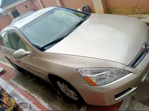 Honda Accord 2007 Gold